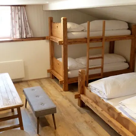 Berglodge Restaurant Ristis Отель Энгельберг