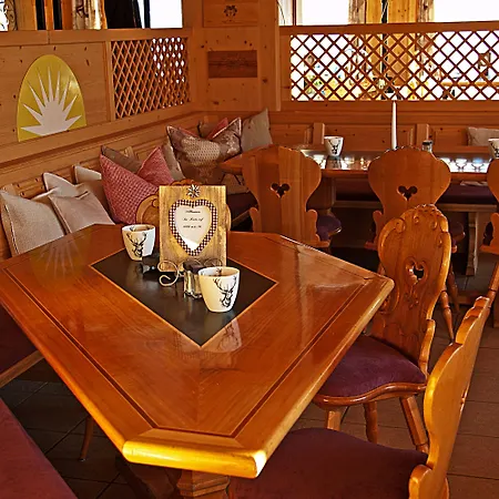 Hotel Berglodge Restaurant Ristis 2*